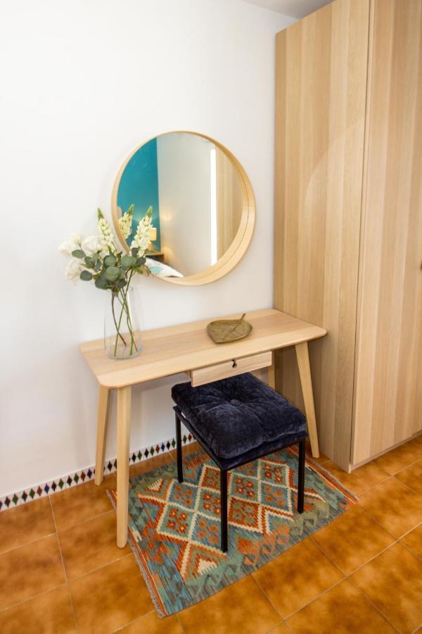 A Cozy And Elegant Townhouse Across The Beach Torre de Benagalbon Buitenkant foto