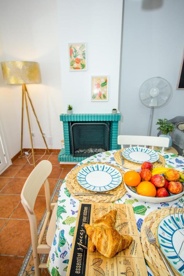 A Cozy And Elegant Townhouse Across The Beach Torre de Benagalbon Buitenkant foto