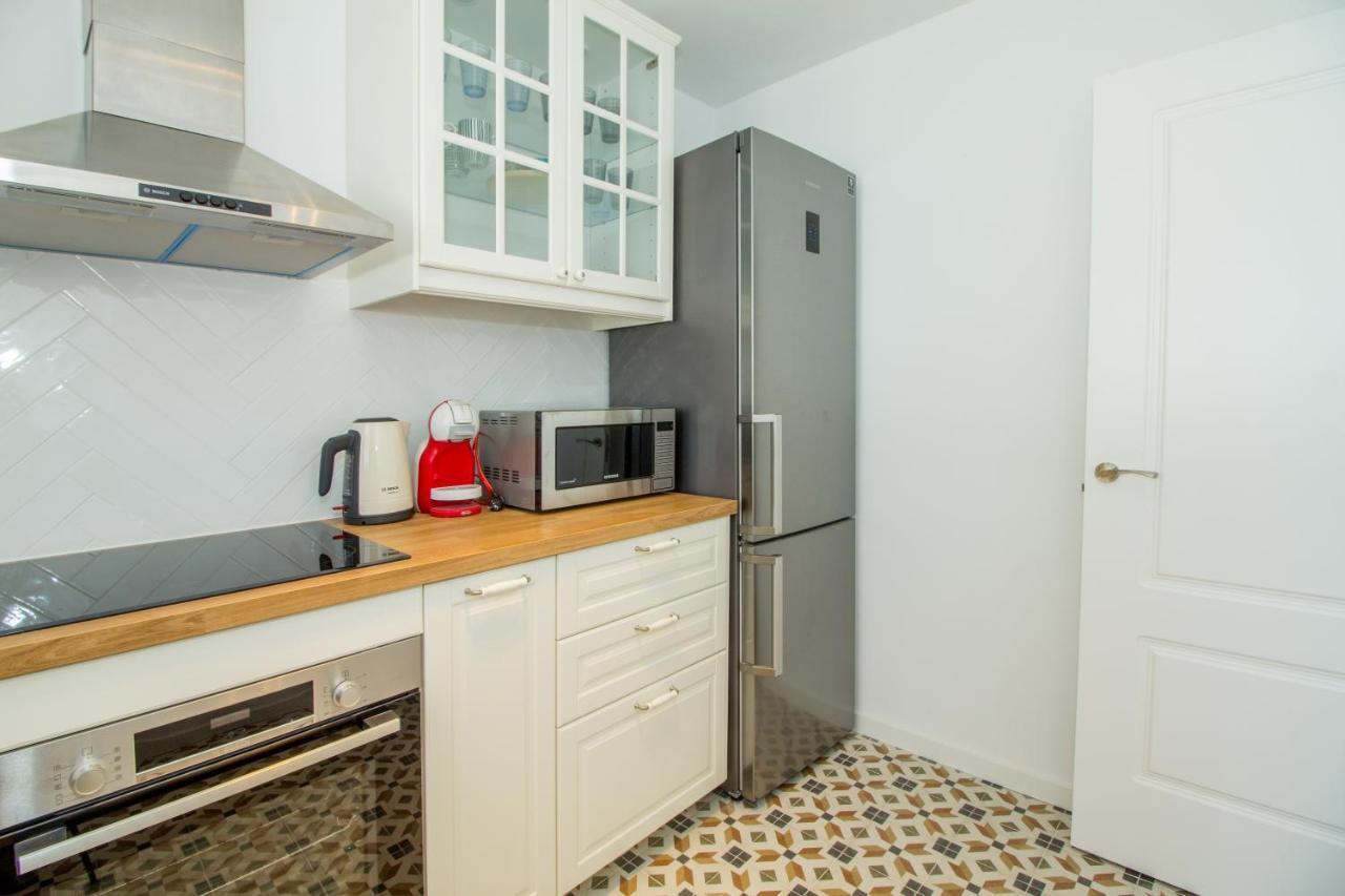 A Cozy And Elegant Townhouse Across The Beach Torre de Benagalbon Buitenkant foto