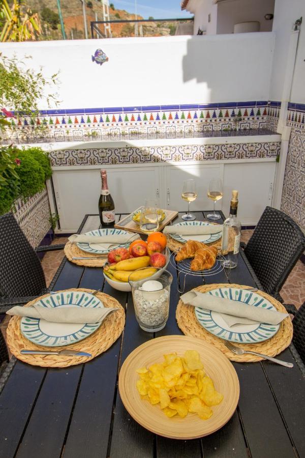 A Cozy And Elegant Townhouse Across The Beach Torre de Benagalbon Buitenkant foto