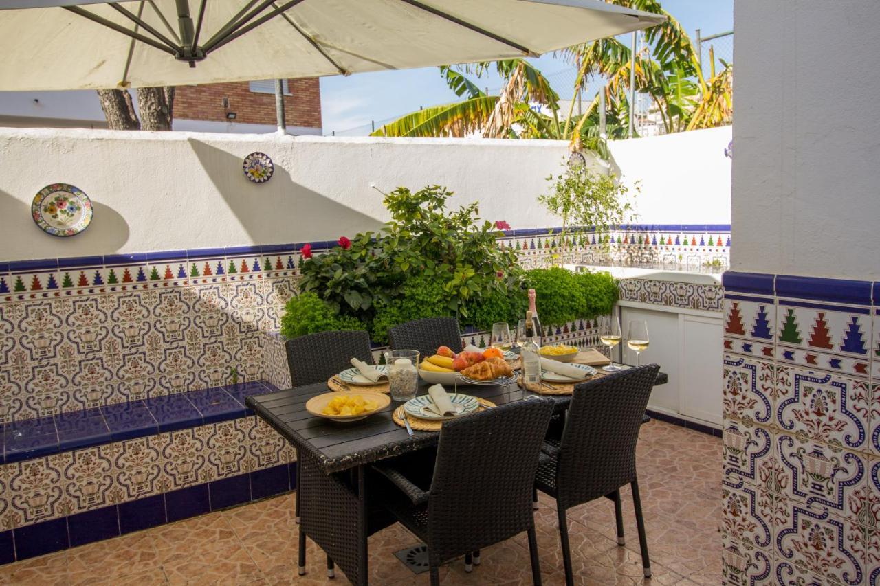 A Cozy And Elegant Townhouse Across The Beach Torre de Benagalbon Buitenkant foto